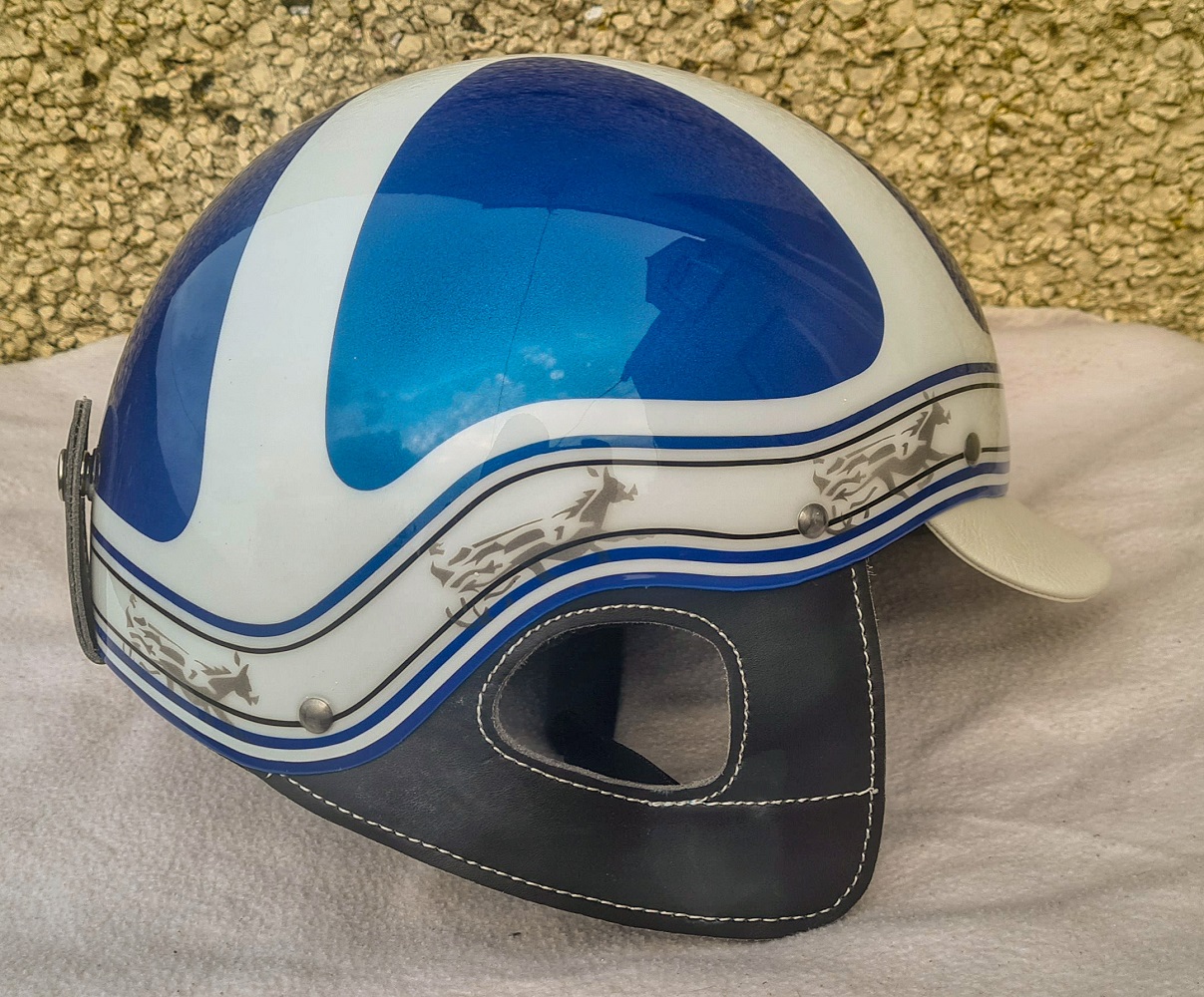 Harness racing best sale helmets for sale